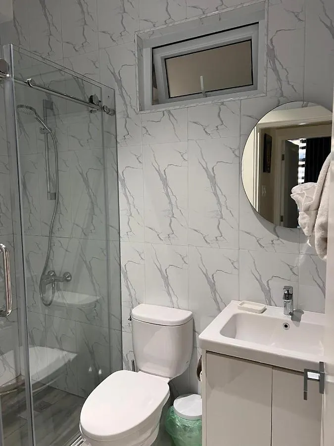 Odyssey Exquisite @ Charlemont Apartment Kingston 0*,