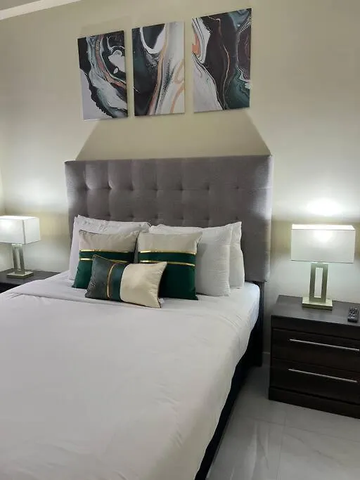 Apartmán Odyssey Exquisite @ Charlemont Kingston Jamajka